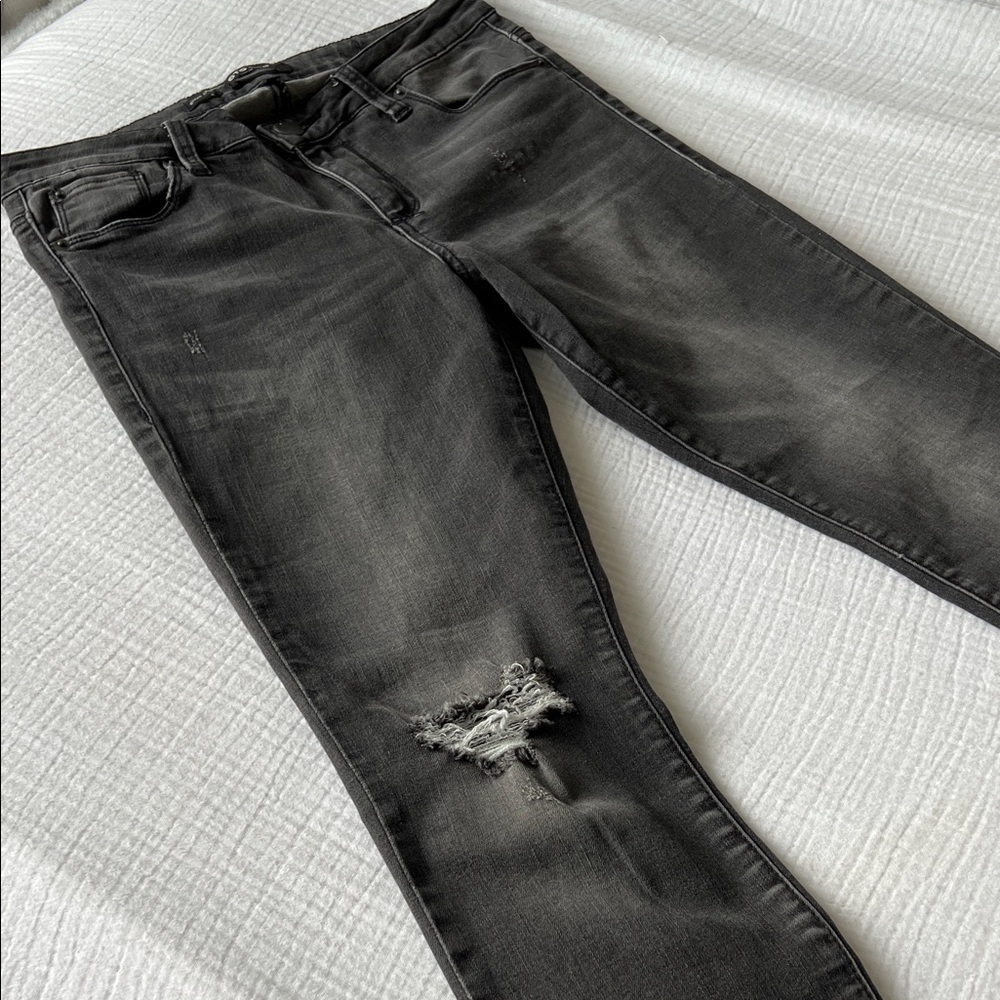 NWOT* • STS Blue Emma Distressed Denim Crop • Size 28 👖*one FLAW (please read) - Picture 5 of 15